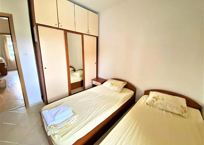 Bravo 5 * Солнечный берег